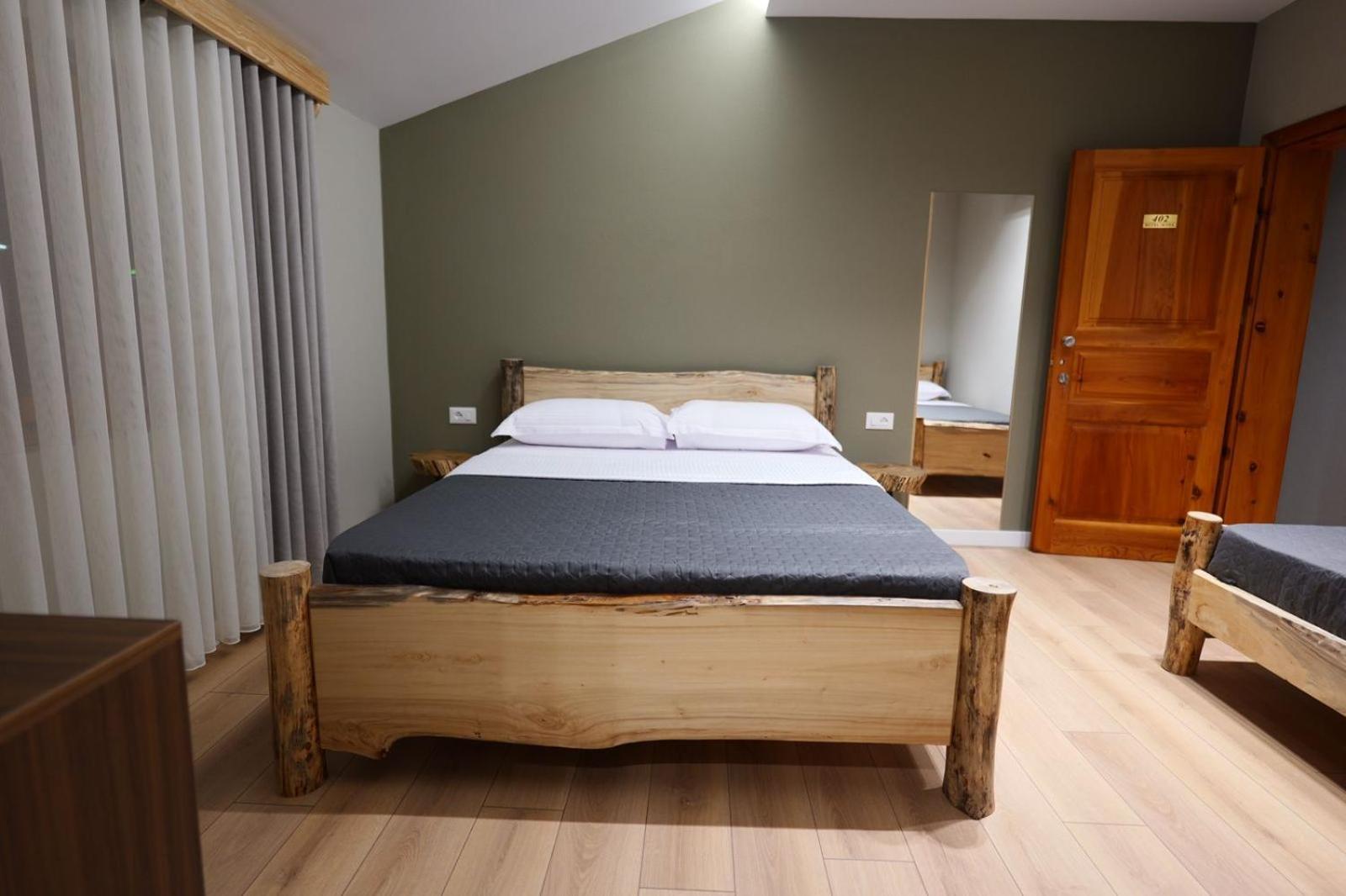 Hotel Ikona Shkodër Dış mekan fotoğraf