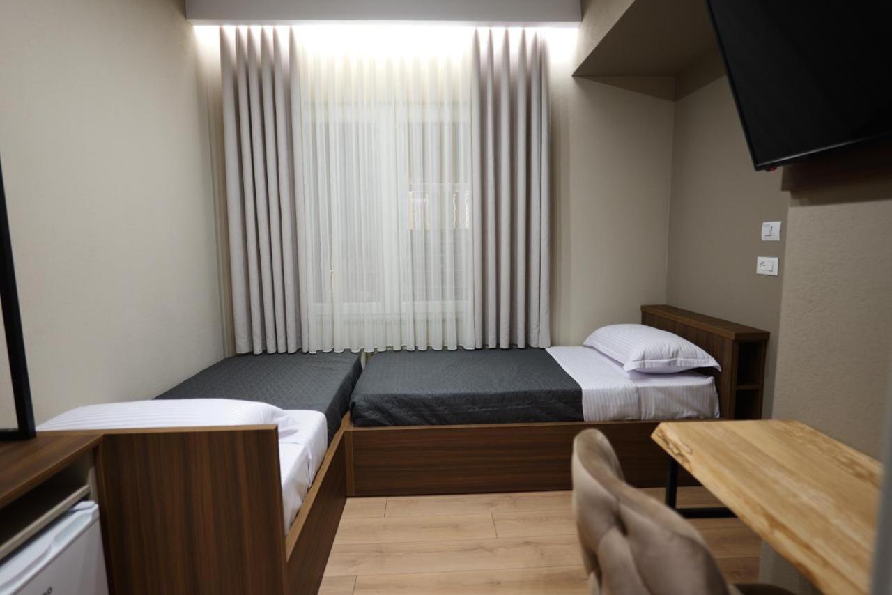 Hotel Ikona Shkodër Dış mekan fotoğraf