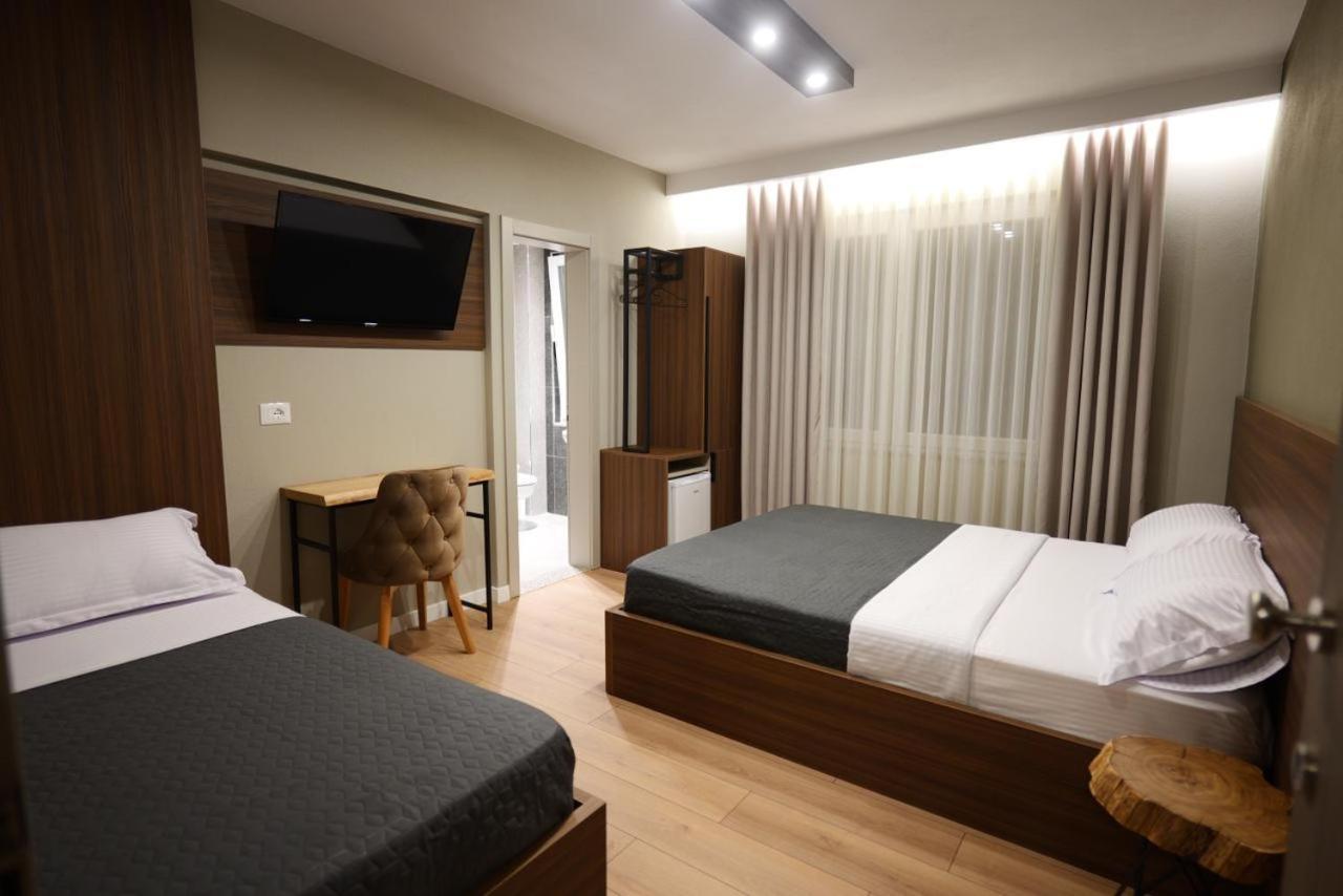 Hotel Ikona Shkodër Dış mekan fotoğraf