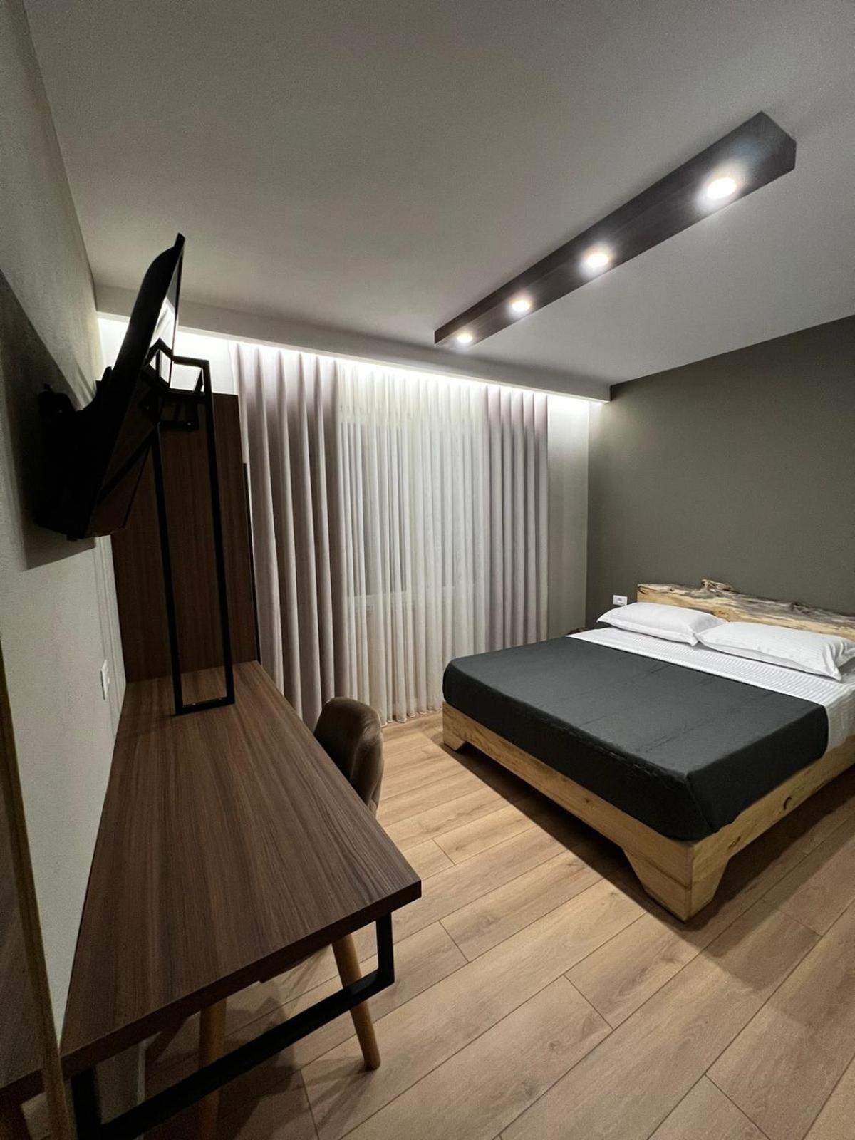 Hotel Ikona Shkodër Dış mekan fotoğraf